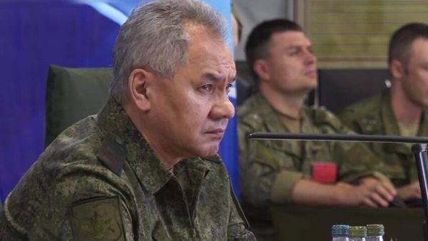 Министр обороны РФ С. Шойгу проинспектировал российскую группировку Восток
