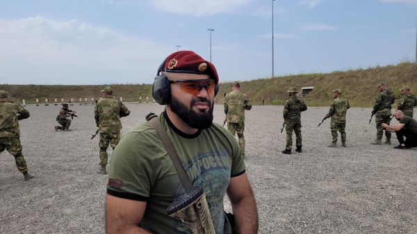  Эльбек Альбастров