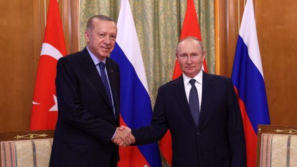 Президент РФ В. Путин провел переговоры с президентом Турции Р. Эрдоганом в Сочи