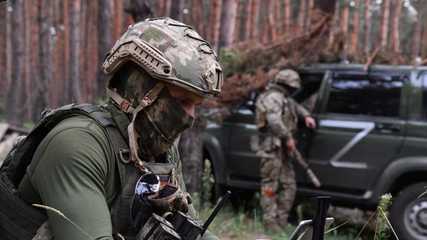 Бойцы ВС РФ на линии соприкосновения в Харьковской области