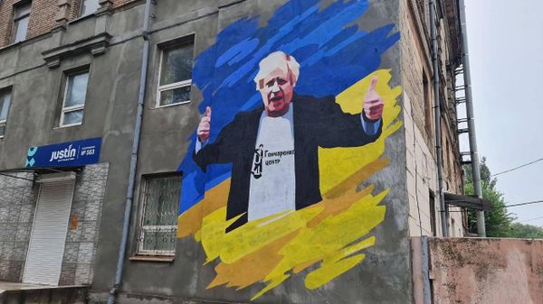 Кривой Рог. Мурал с Борисом Джонсоном. Кривой Рог. Мурал с Борисом Джонсоном.