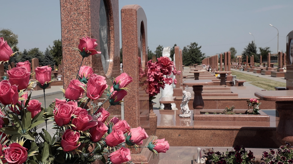 Мемориальное кладбище Город ангелов. Беслан Мемориальное кладбище Город ангелов. Беслан