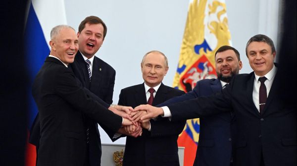 Владимир Путин и главы новых регионов России