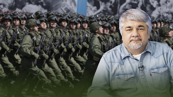 На Мюнхенской конференции хихикали, а теперь боятся: Ищенко о новом выступлении Путина