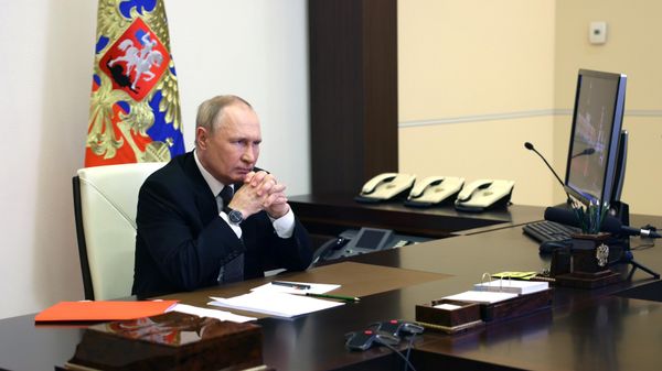 Президент РФ В. Путин провел заседание Совбеза РФ