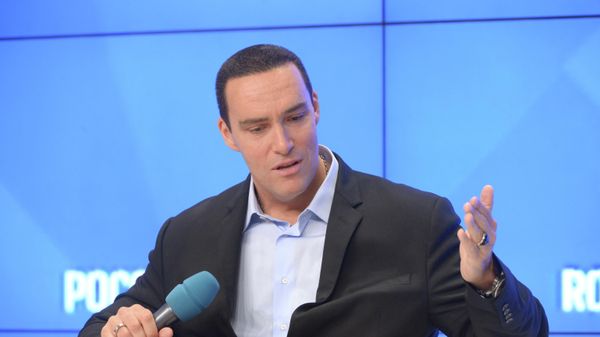 Пресс-конференция с участием актеров фильма Разборка в Маниле