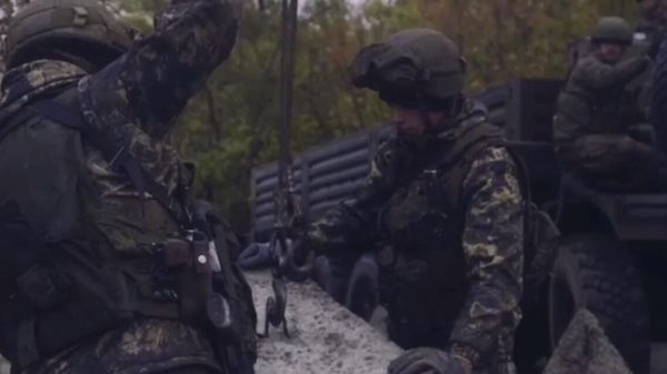 установка заграждений на линии Сватово-Кременная установка заграждений на линии Сватово-Кременная