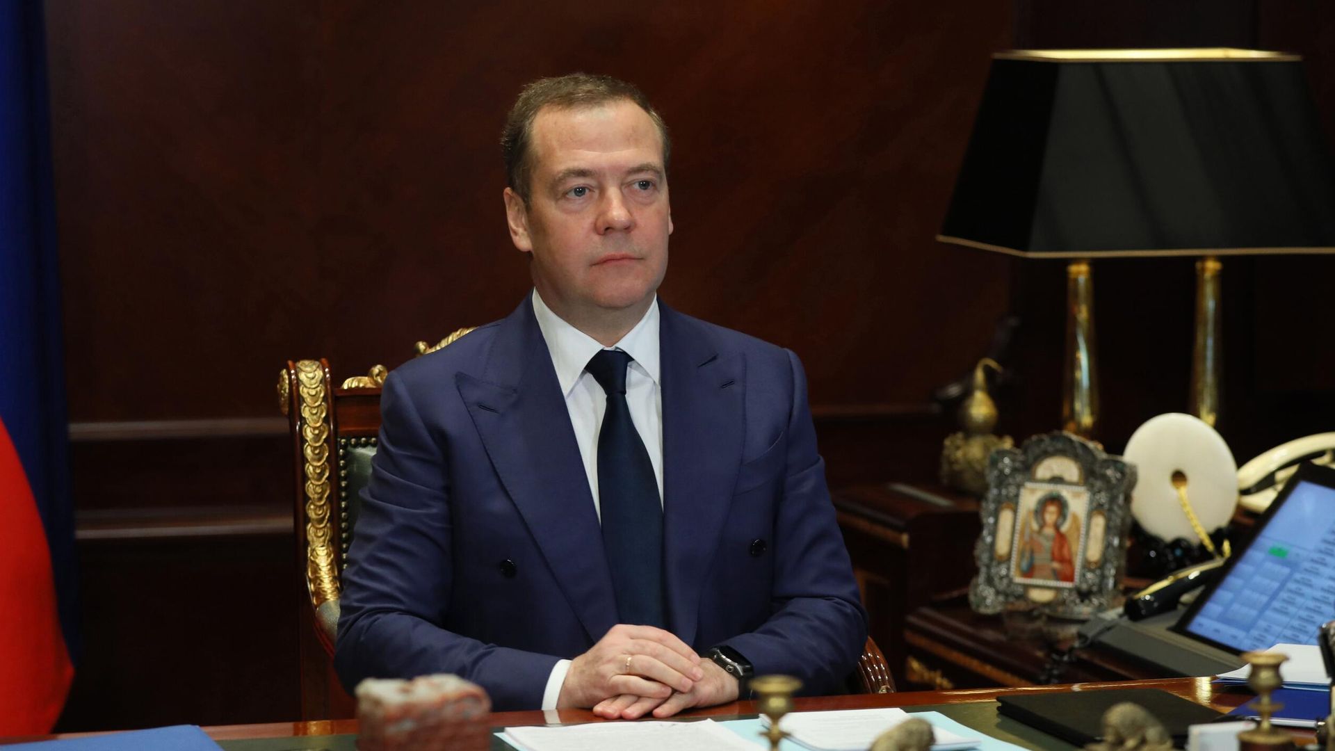 Зампред Совбеза РФ Д. Медведев встретился с президентом Республики Зимбабве Э. Мнангагвой - РИА Новости, 1920, 04.02.2023