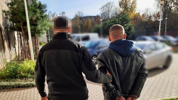 В Польше гражданин Украины угнал катафалк 