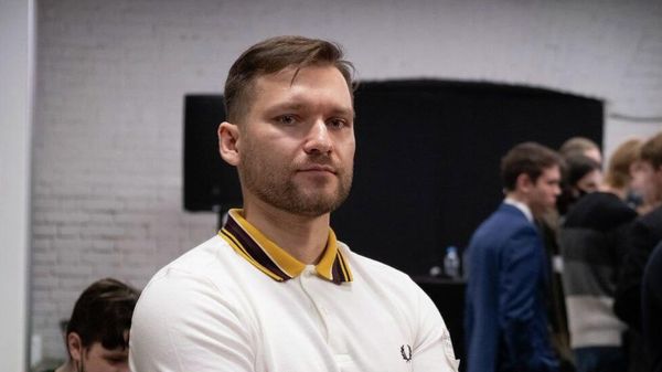 Дмитрий Зубов