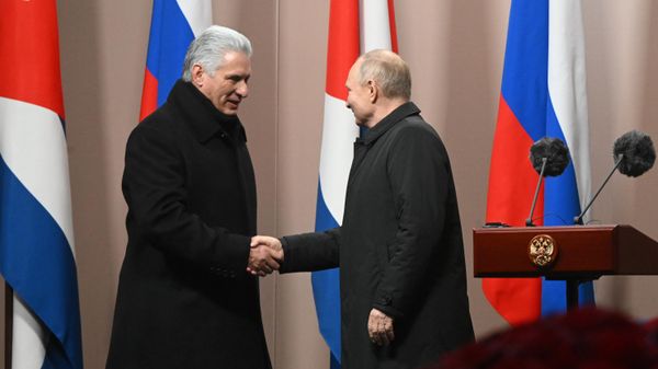 Президенты России и Кубы В. Путин и М. Диас-Канель приняли участие в открытии памятника Фиделю Кастро