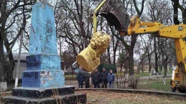 Одесская область, снос памятника Пушкину