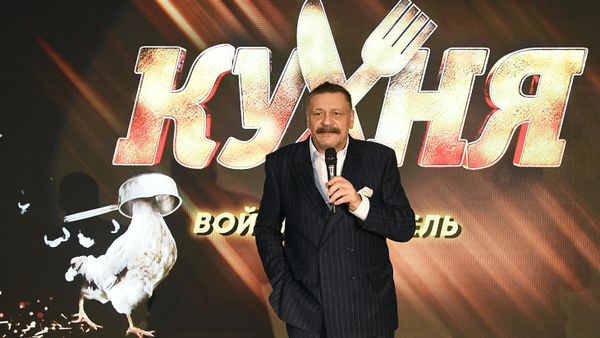 Премьера сериала Кухня. Война за отель