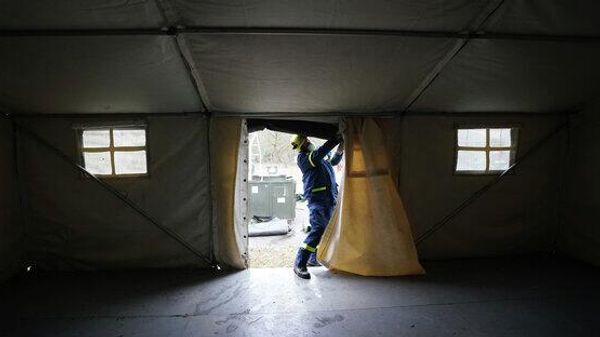 Палатки для беженцев с Украины в Гамбурге