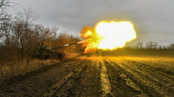 Работа танков Т-72Б в южном секторе специальной военной операции