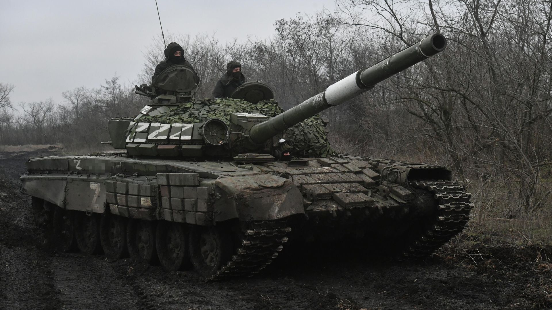 Работа танков Т-72Б в южном секторе специальной военной операции - РИА Новости, 1920, 16.05.2023