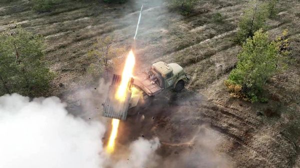 Работа  РСЗО Град в зоне проведения СВО