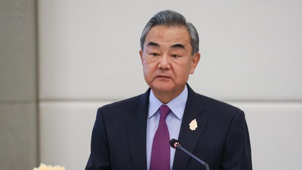 Глава МИД РФ С. Лавров принимает участие в СМИД G20 в Индонезии