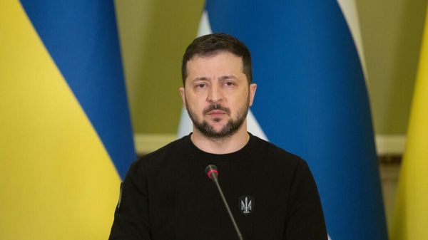 Владимир Зеленский на пресс-конференции с премьер-министром Финляндии Санной Марин