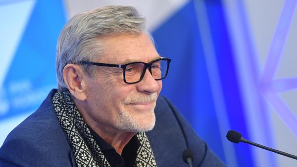 Творческая встреча с народным артистом РСФСР А. Михайловым к его 75-летнему юбилею