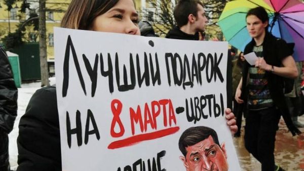 цветы на могиле