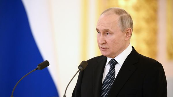 Президент РФ В. Путин принял верительные грамоты у вновь прибывших послов иностранных государств