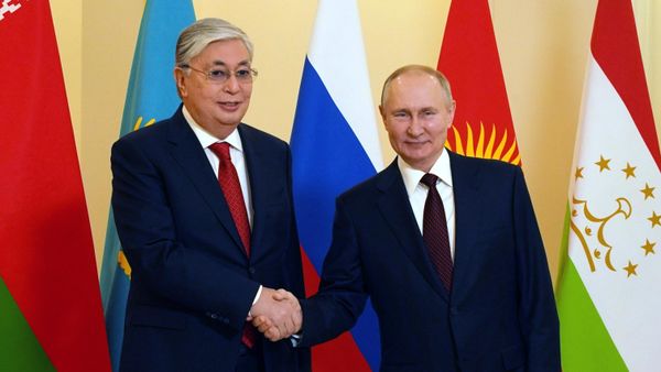 Президент РФ В. Путин принял участие в работе неформального саммита СНГ в Санкт-Петербурге