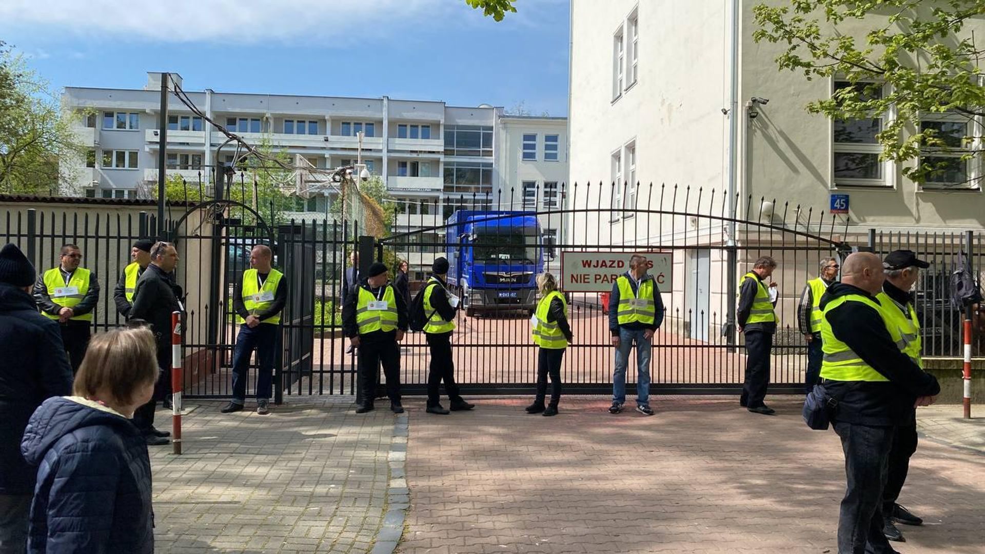 Вторжение польских властей на территорию школы при посольстве РФ в Варшаве - РИА Новости, 1920, 02.05.2023