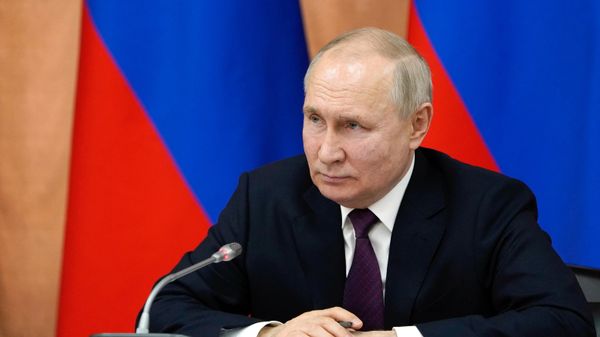 Президент РФ В. Путин 