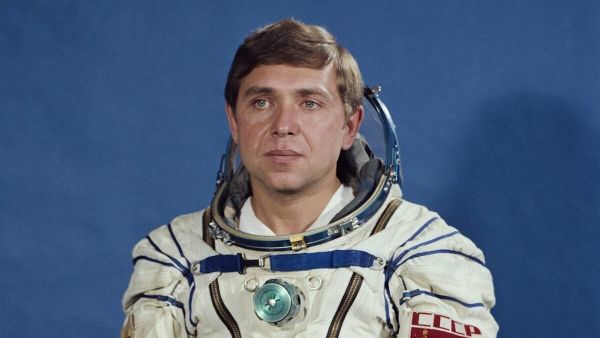 Космонавт Александр Волков