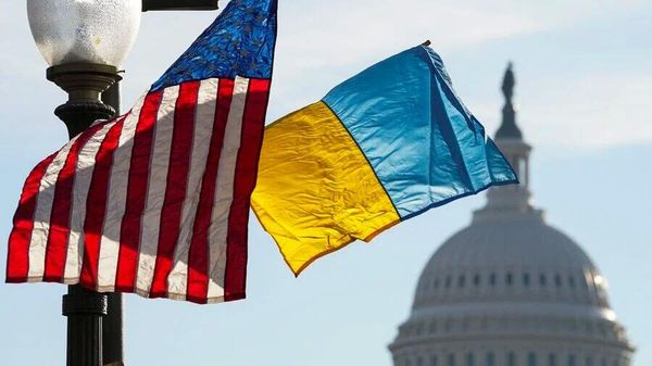 Флаги МША и Украины