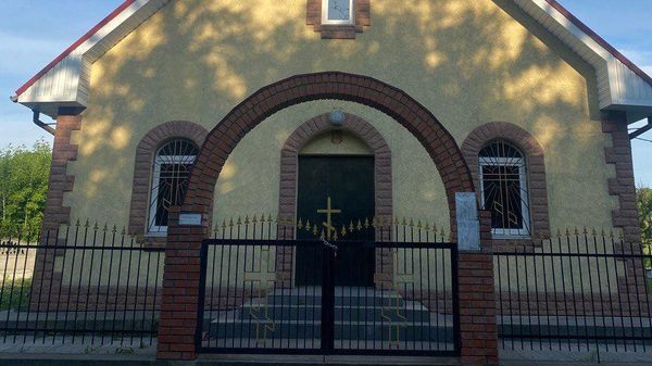 Храм Димитрия Солунского в селе Черняхов Обуховского района Киевской области 
