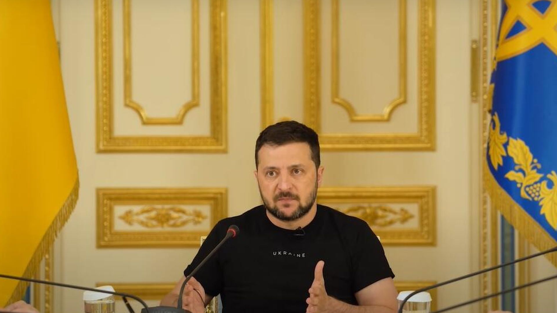 Интервью Владимира Зеленского журналистам латиноамериканских СМИ - РИА Новости, 1920, 03.06.2023