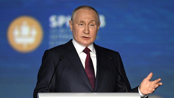 ПМЭФ-2023. Президент РФ В. Путин на пленарном заседании