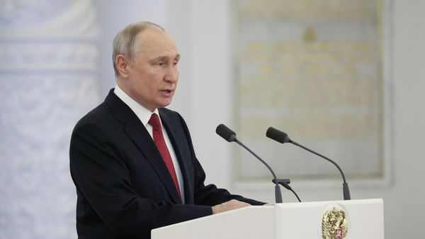 Встреча президента РФ В. Путина с выпускниками высших военно-учебных заведений