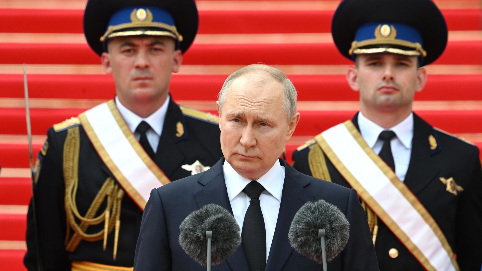Обращение президента РФ В. Путина к подразделениям Минобороны, Росгвардии, МВД, ФСБ и ФСО - РИА Новости, 1920, 23.08.2023