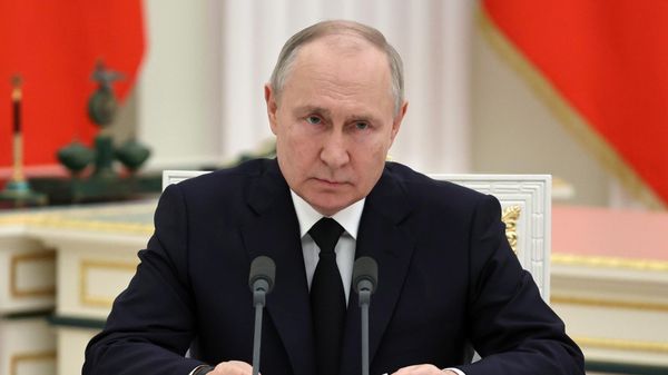 Встреча президента РФ В. Путина с военнослужащими Встреча президента РФ В. Путина с военнослужащими