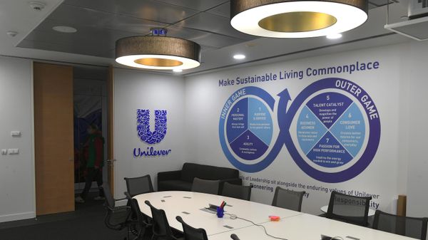 Офис компании Unilever в Москве перешел на удаленный режим работы из-за коронавируса