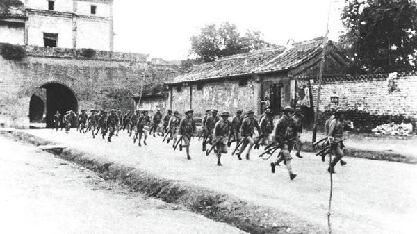 Японские солдаты в Китае, 1937 год Японские солдаты в Китае, 1937 год