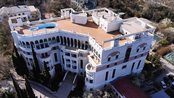 В Крыму могут национализировать имущество президента Украины В. Зеленского