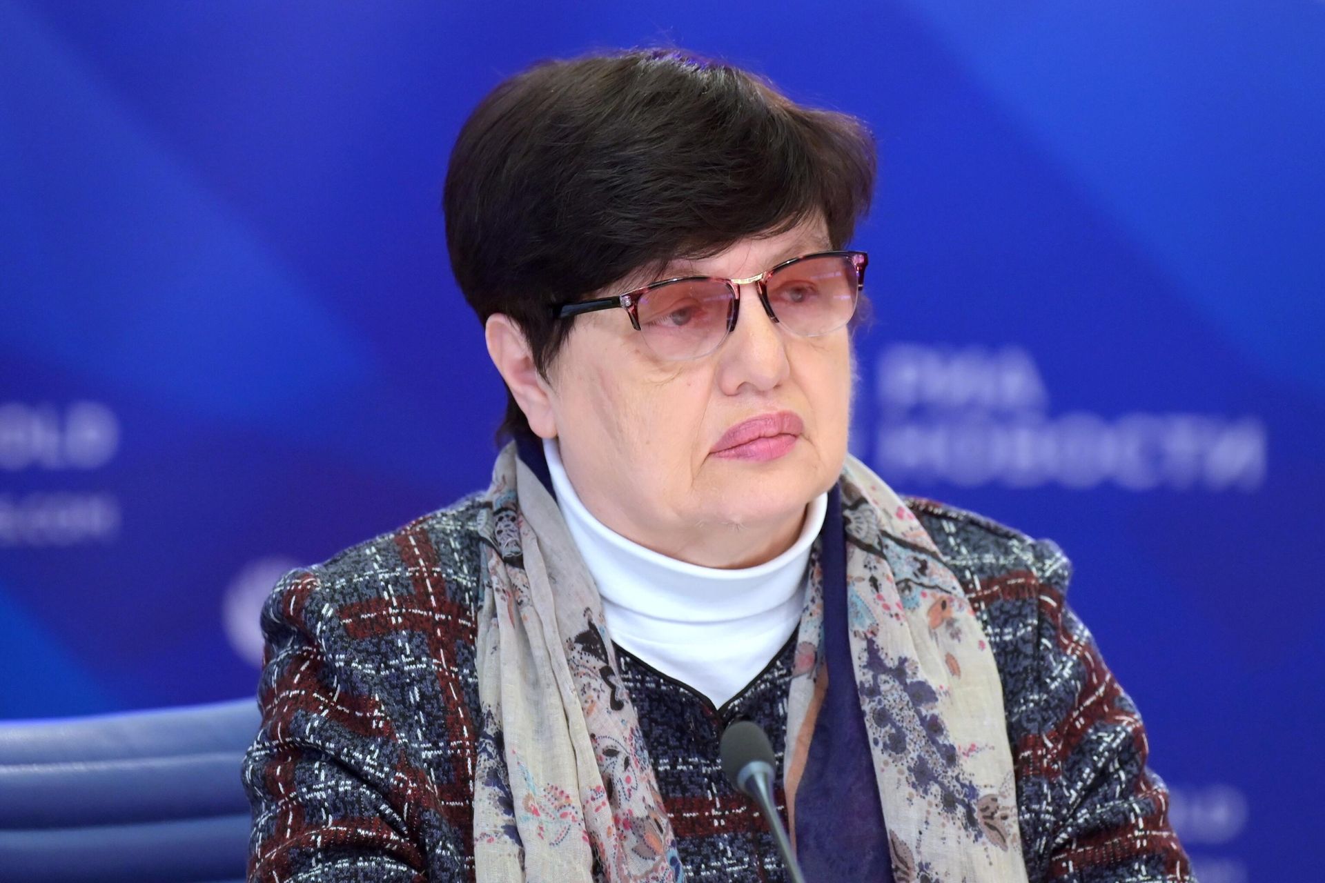 Онлайн-конференция по итогам III Международного литературно-медийного конкурса им. Олеся Бузины Онлайн-конференция по итогам III Международного литературно-медийного конкурса им. Олеся Бузины - РИА Новости, 1920, 11.10.2024