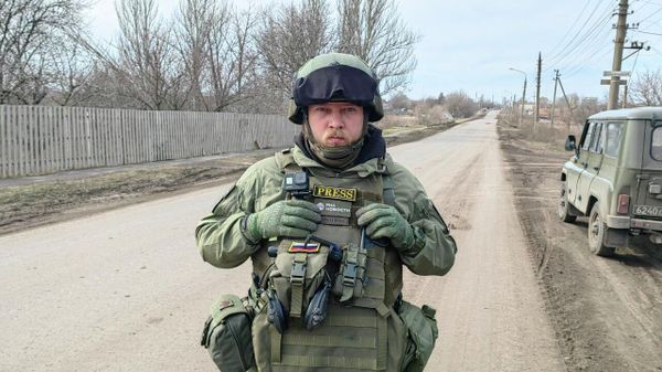 Военкор РИА Новости Ростислав Журавлёв