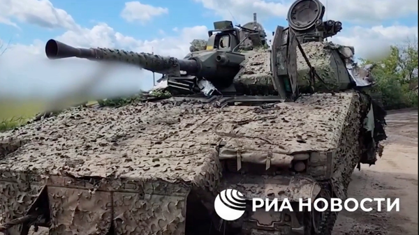 Военнослужащие 20-й армии ЗВО захватили шведскую БМП CV-90 на краснолиманском направлении