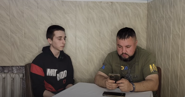 Дмитрий Карпенко рассказывает Володе Маркину, как СССР был союзником Гитлера