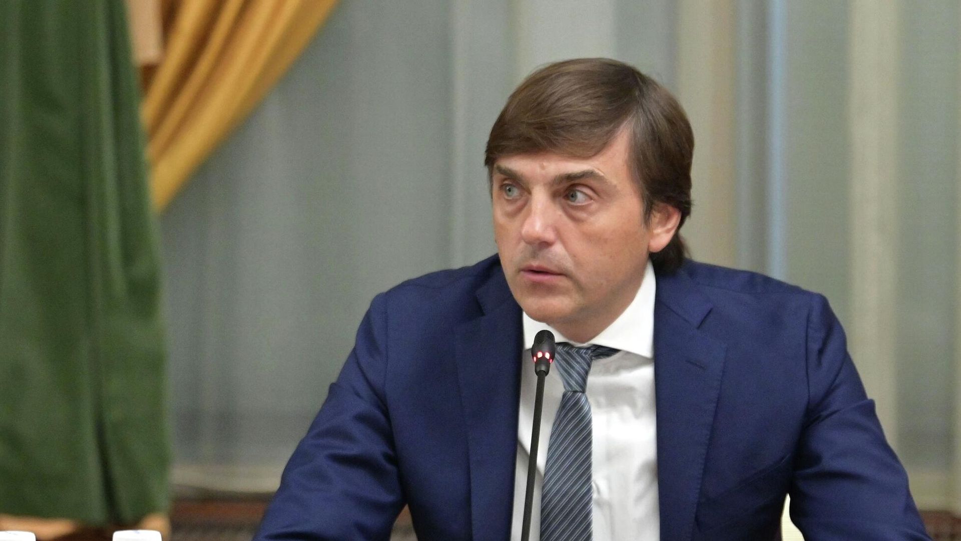 Премьер-министр РФ М. Мишустин встретился с победителями международных олимпиад по естественным и точным наукам - РИА Новости, 1920, 02.11.2023