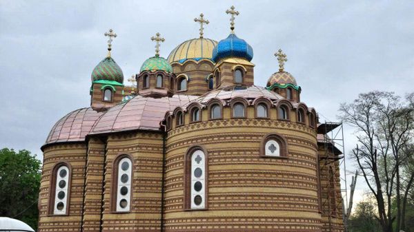  Сретенский храм в Черкассах.