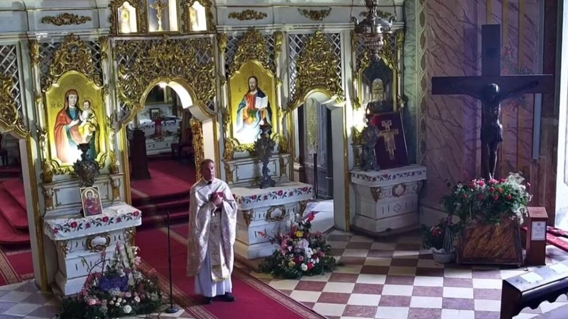 Роман Курах проповедует в Ужгородском соборе Роман Курах проповедует в Ужгородском соборе - РИА Новости, 1920, 07.08.2023