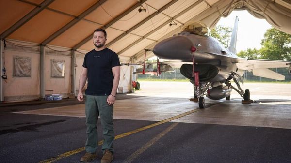 Зеленский F-16
