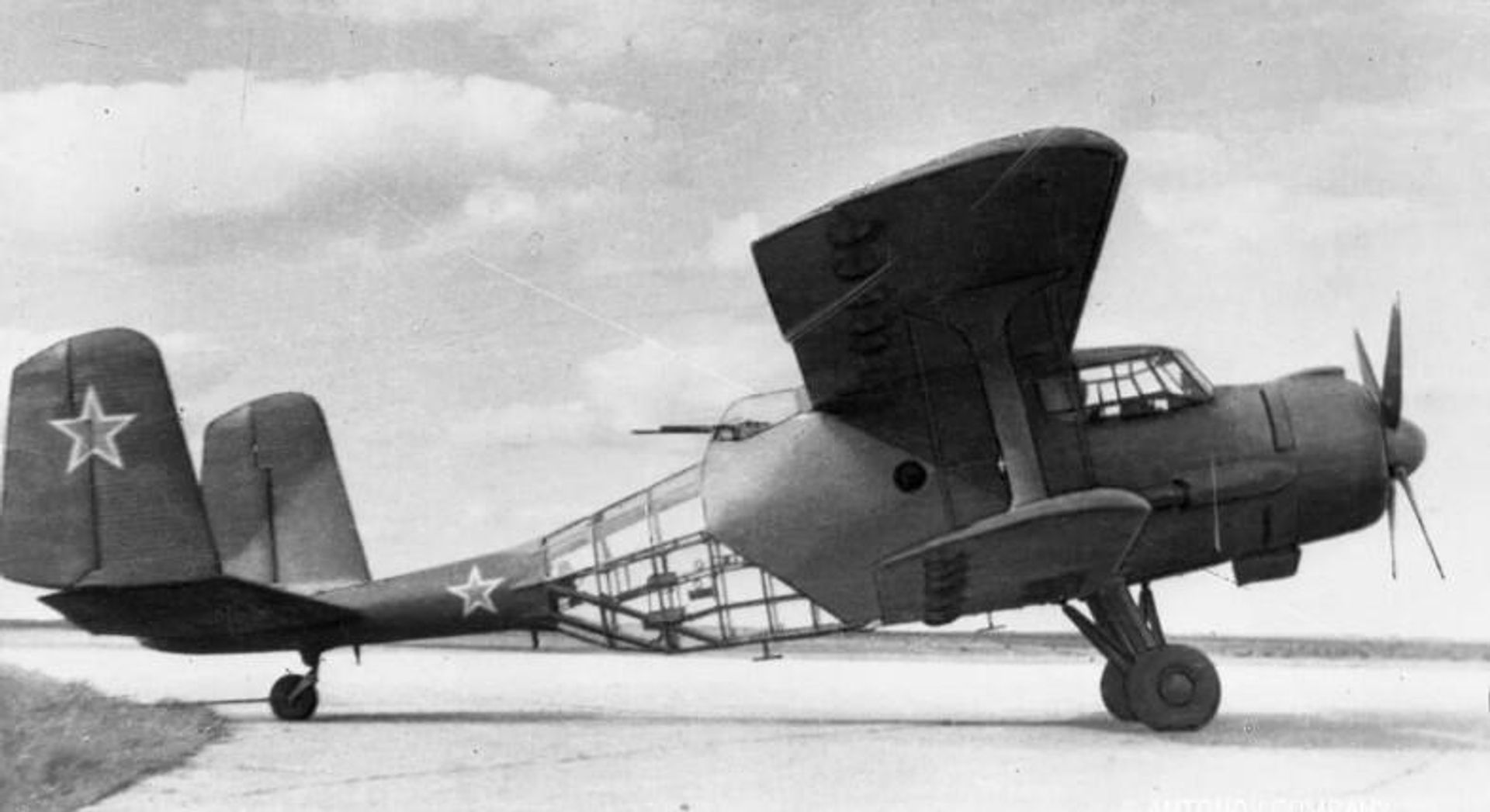 Военная версия кукурузника: Ан-2НАК (разведчик-корректировщик) Военная версия кукурузника: Ан-2НАК (разведчик-корректировщик) - РИА Новости, 1920, 26.08.2023