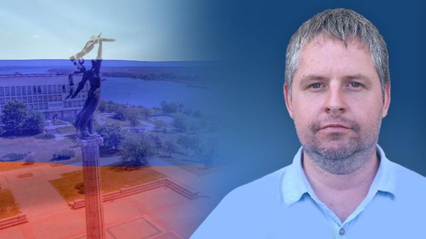 Год в России: что изменилось и почему наши не уехали из Херсона – министр информполитики Брыков. Видео